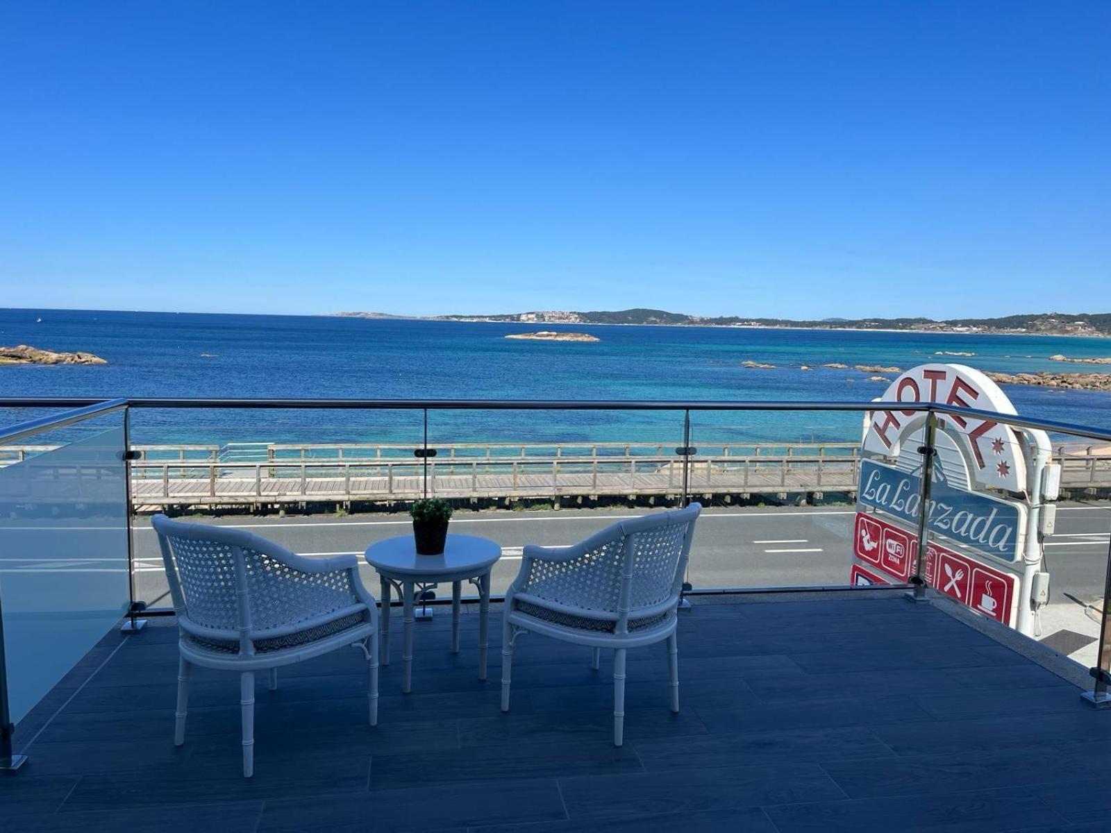 La Lanzada Hotel